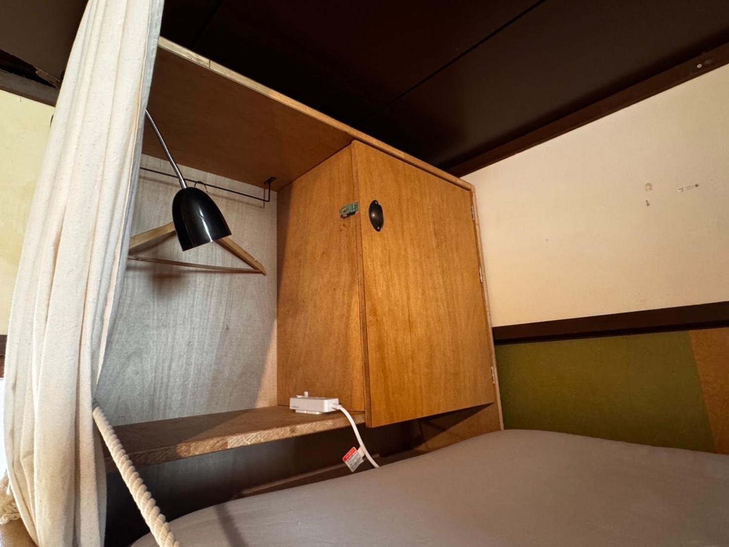 Roku Hostel Hiroshima Exterior foto