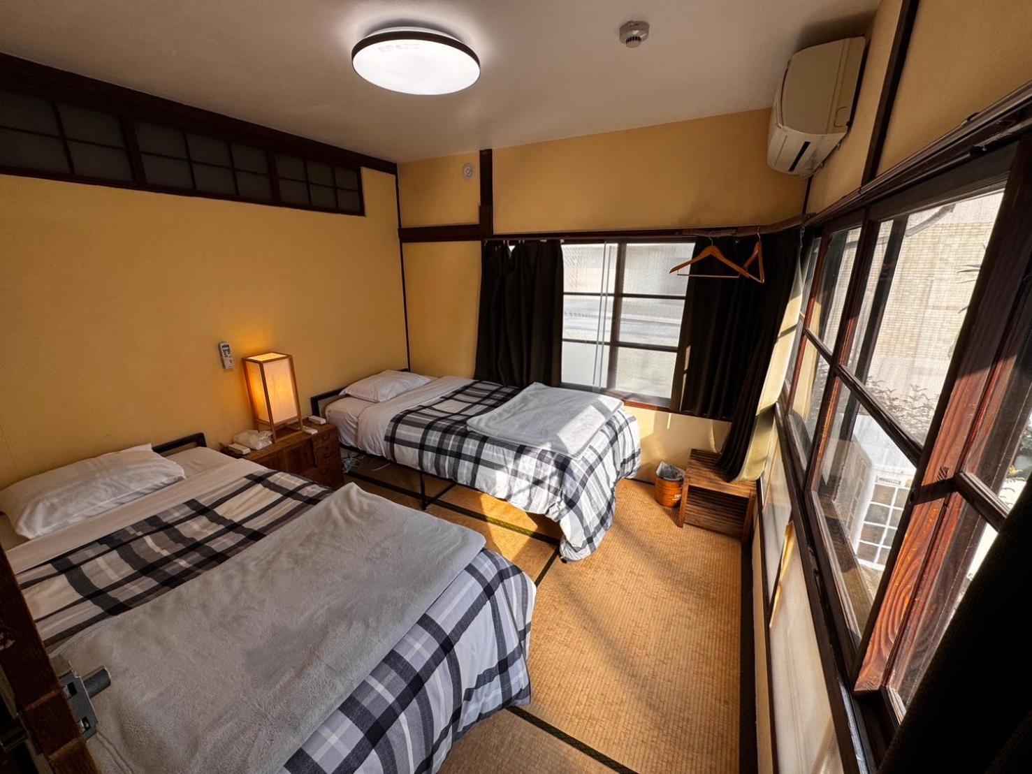 Roku Hostel Hiroshima Exterior foto